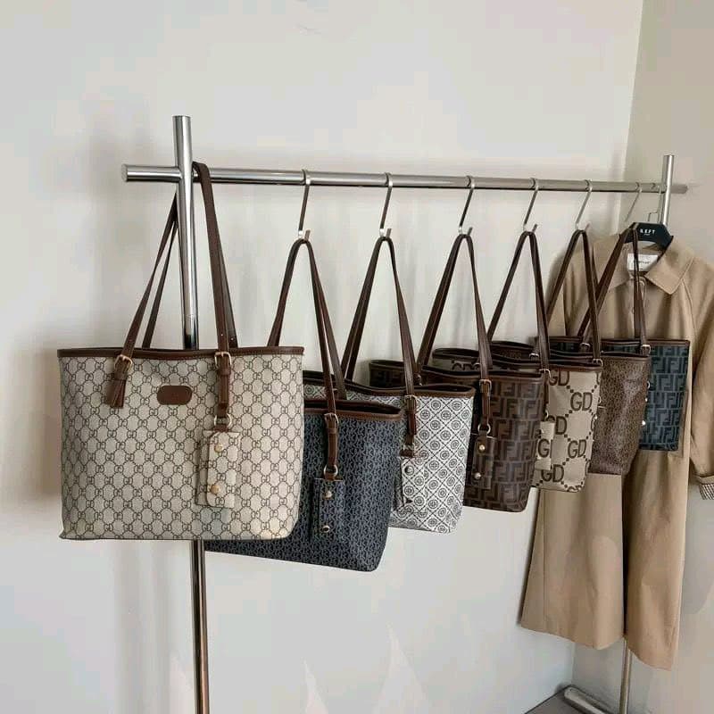 Bossy Tote bag