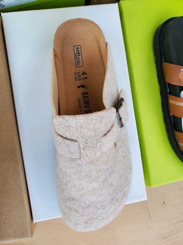 Half shoes