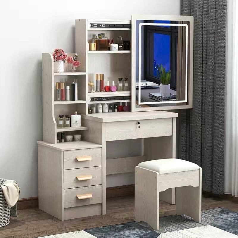 Dresser Set