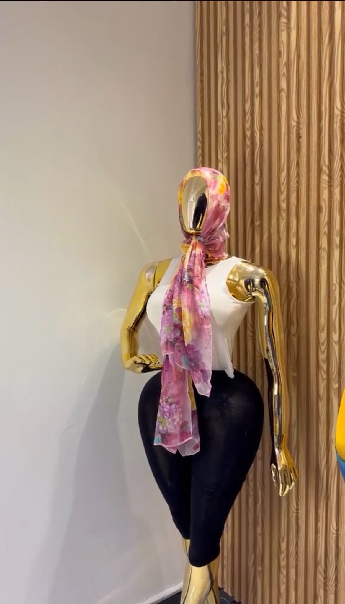 HEAD SCARF