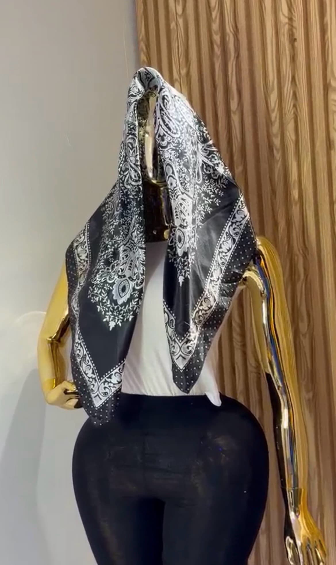 HEAD SCARF
