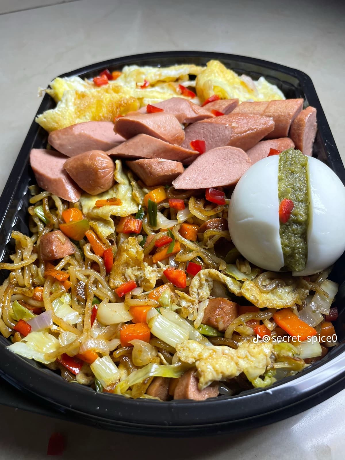 assorted indomie and spagetti