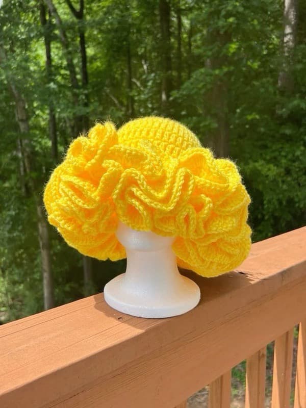 Ruffle hat