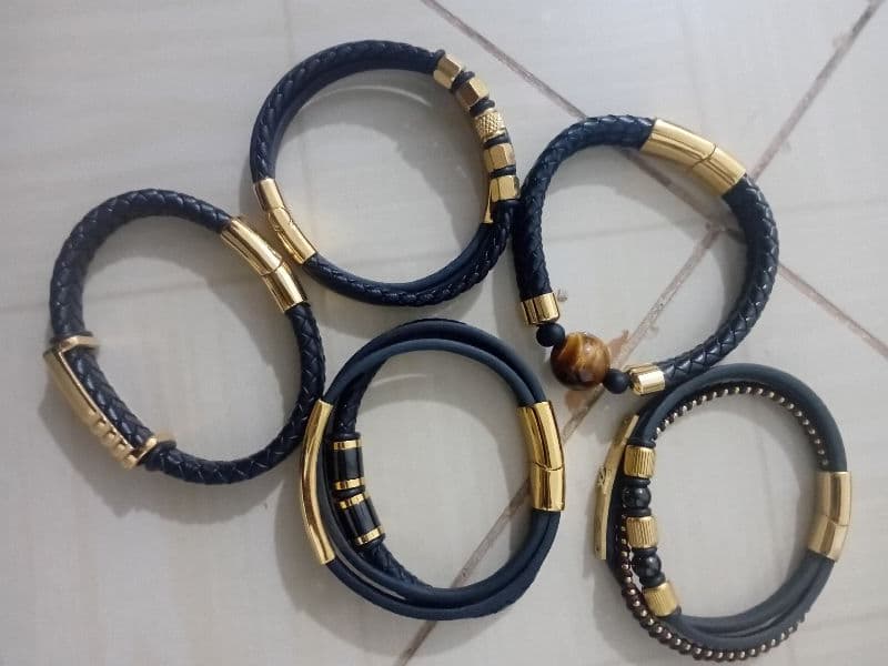 Bracelet