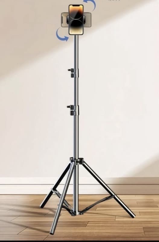 2.1m tripod stand