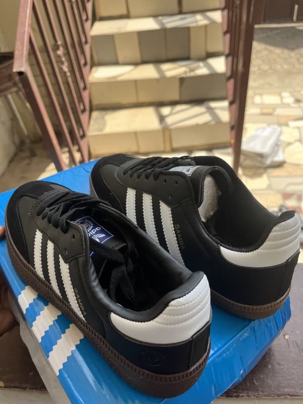Adidas Sambas Black