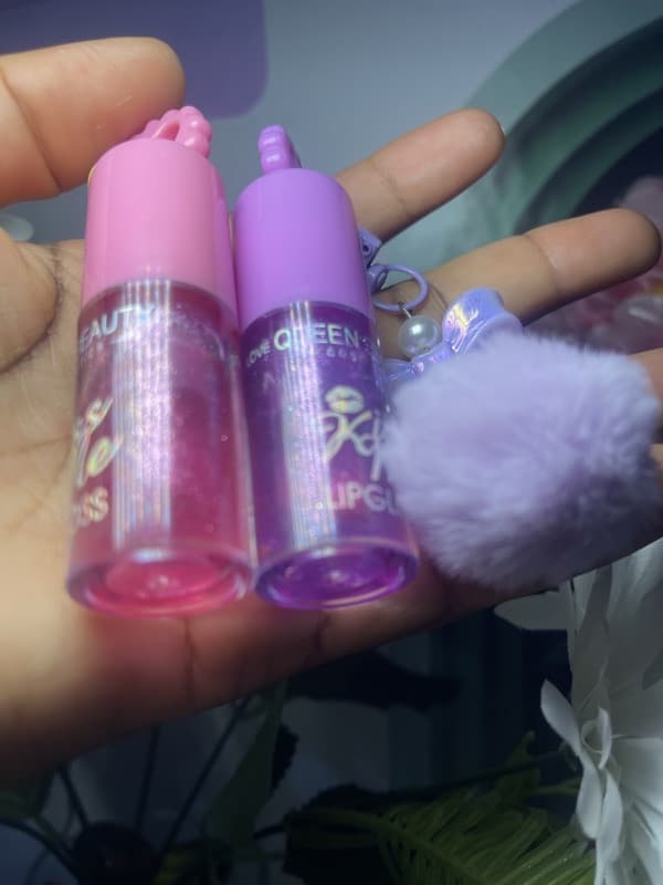 lip gloss