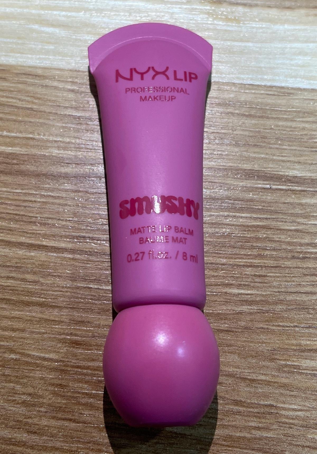 BUBBLEGUM NYX SMUSHY LIPGLOSS