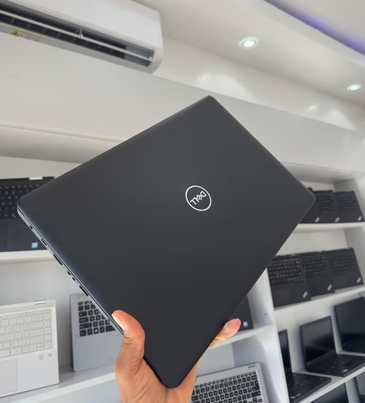 DELL LATITUDE 3590