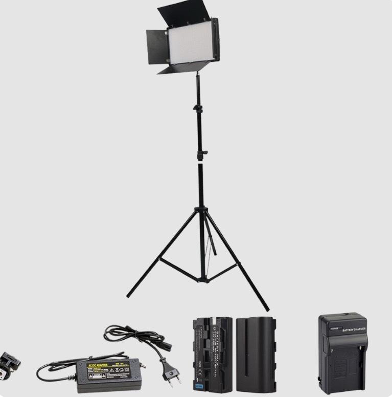 Pro LED 800 lights plus tripod stand