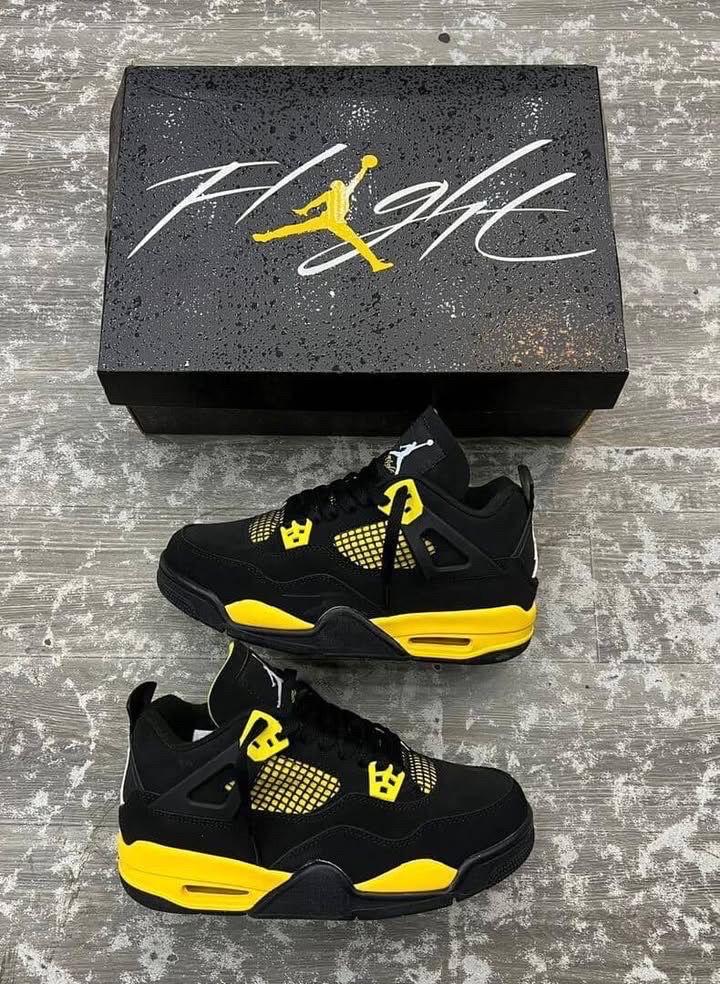 Nike Air Jordan 4 Yellow