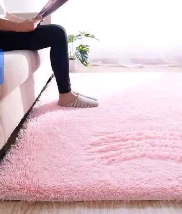 Fluffy carpet