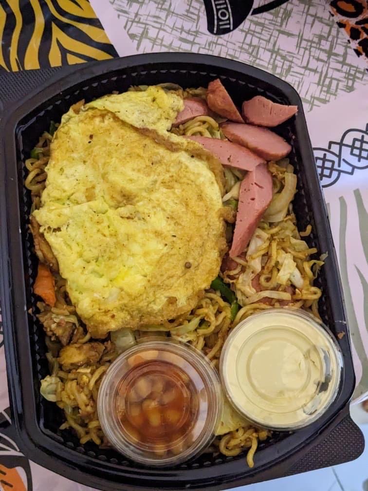 Assorted noodles