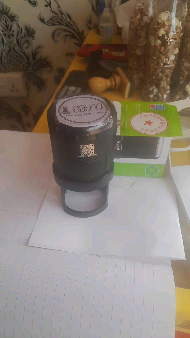 Round self ink stamp