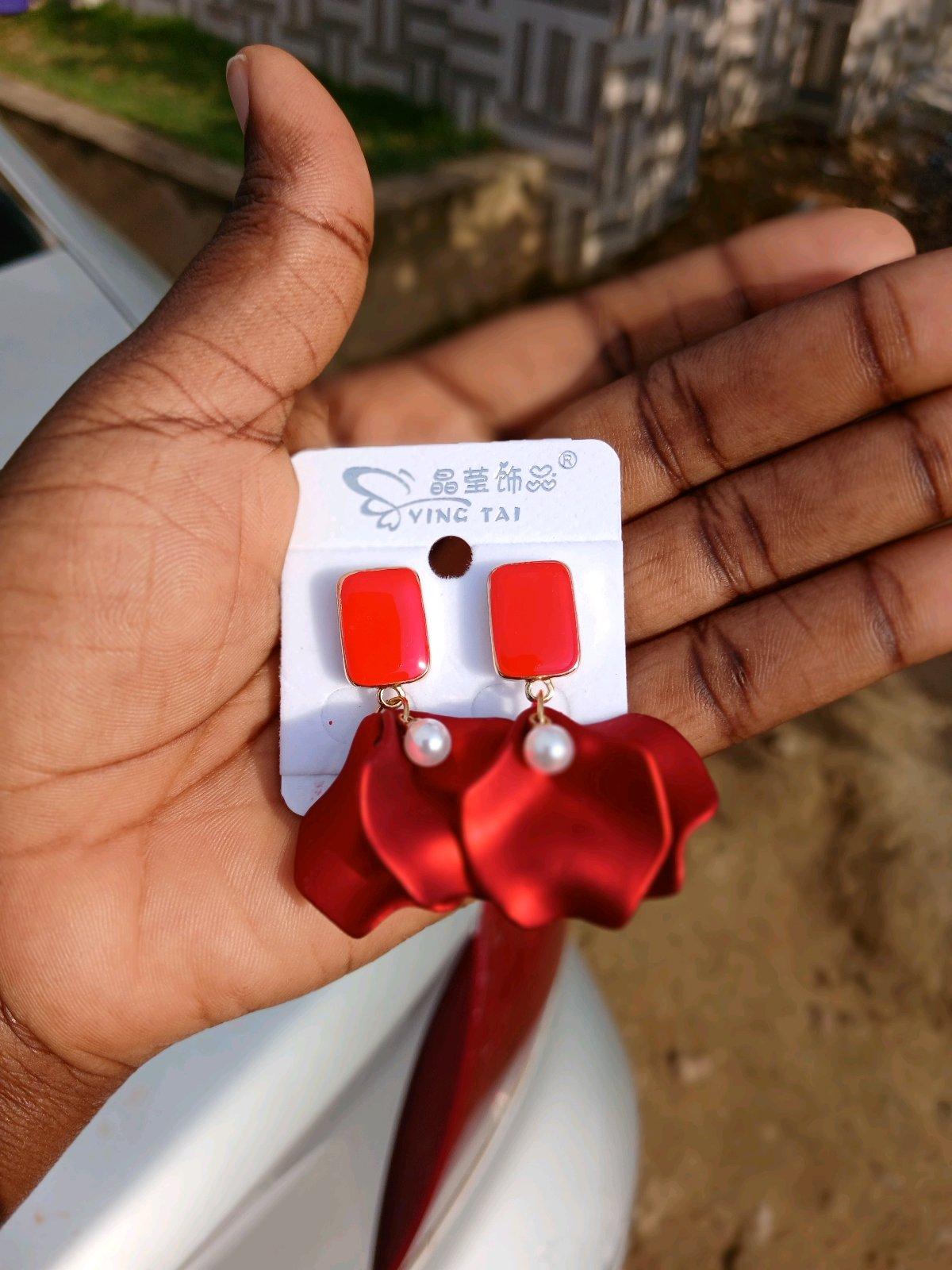 Pretty Red Earring