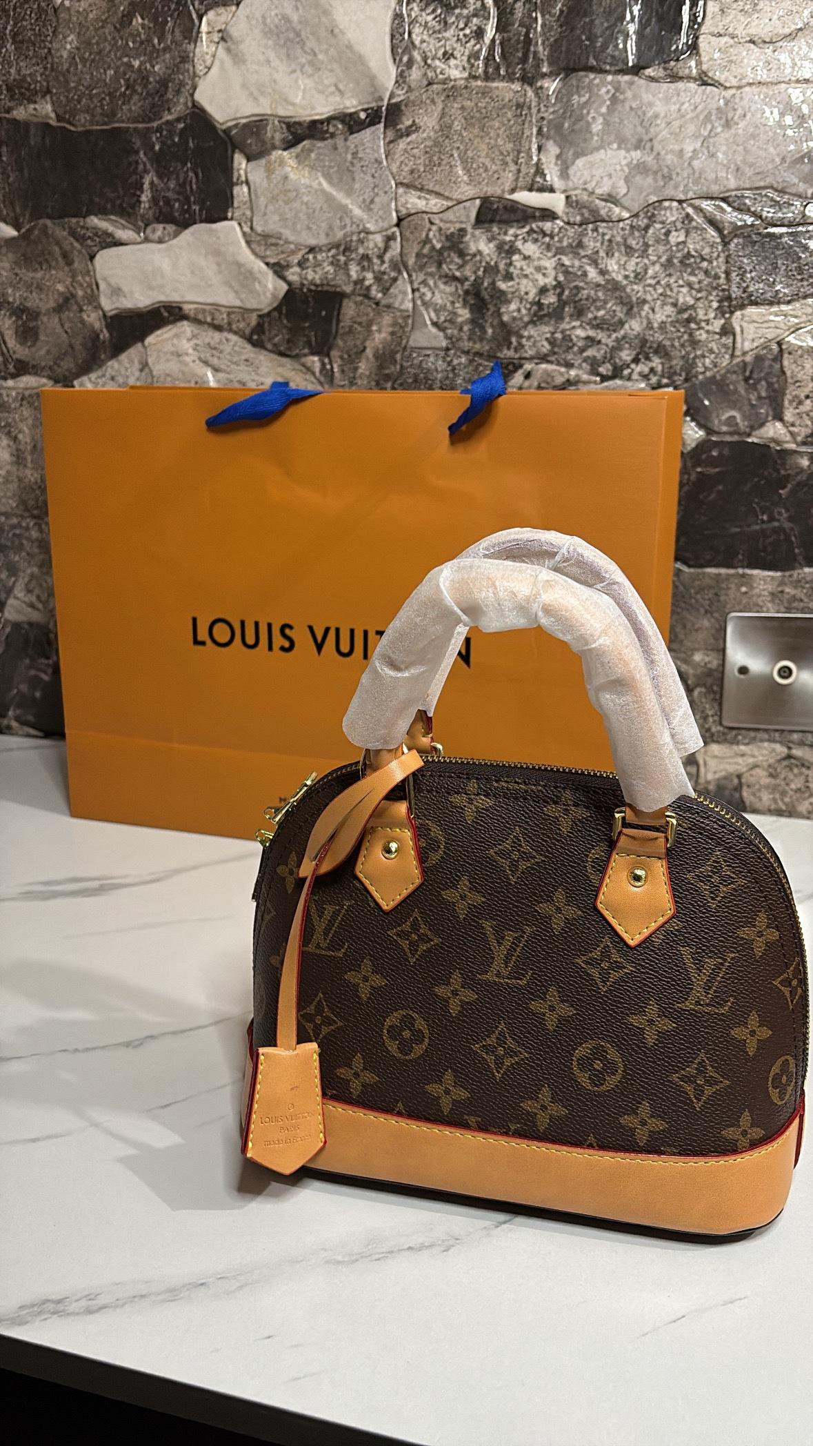 Louis Vuitton Alma BB