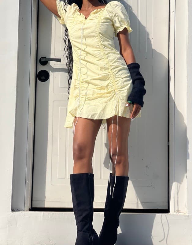 Mini yellow dress