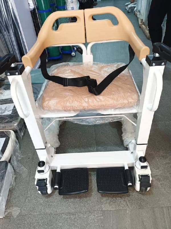 PATIENT TRANSFER CHAIR