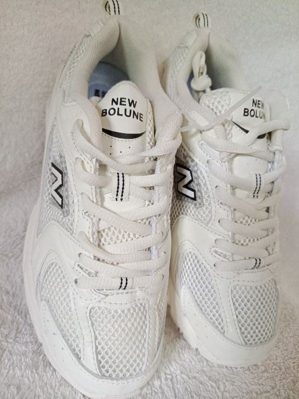 Sneaker - Size 40