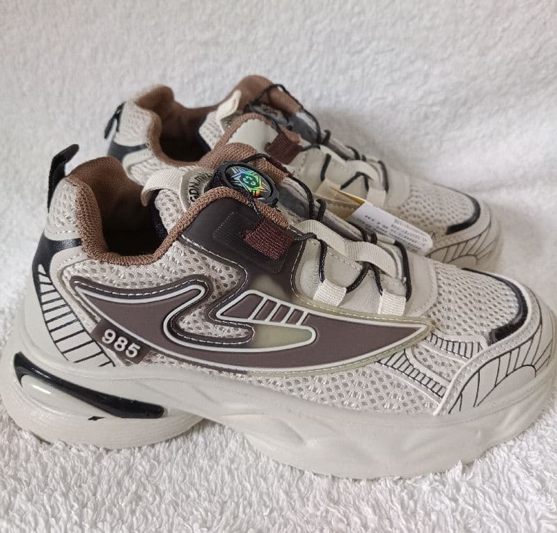 Sneaker Unisex - Size 37