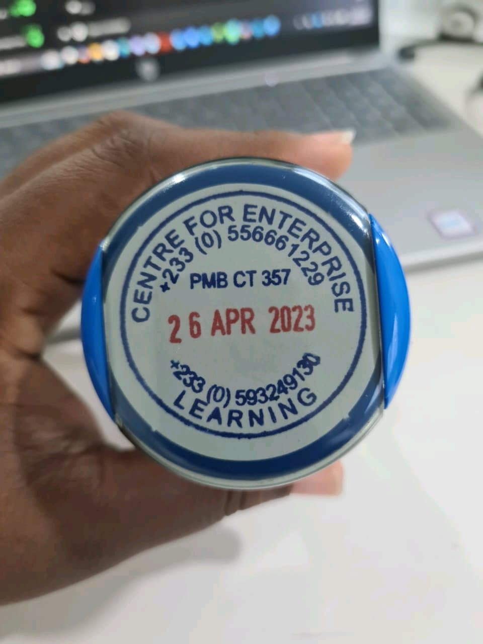 Date round self ink