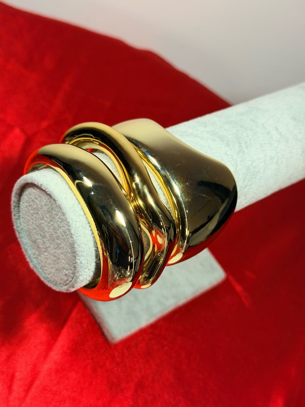 YD Bangle (set of 3)