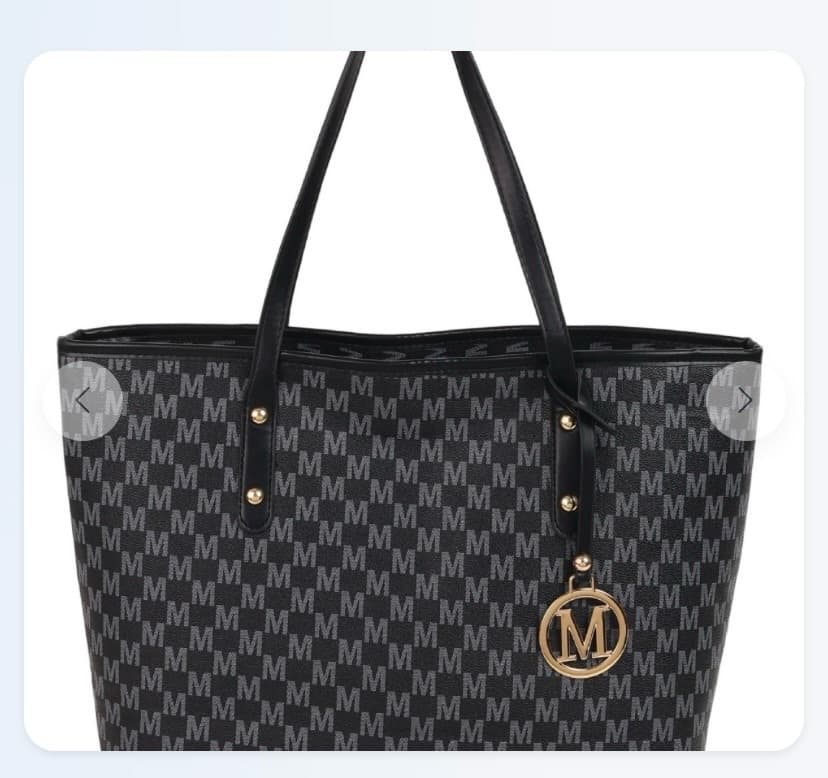 Shoulder bag