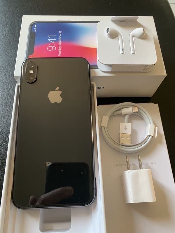 iPhone XS