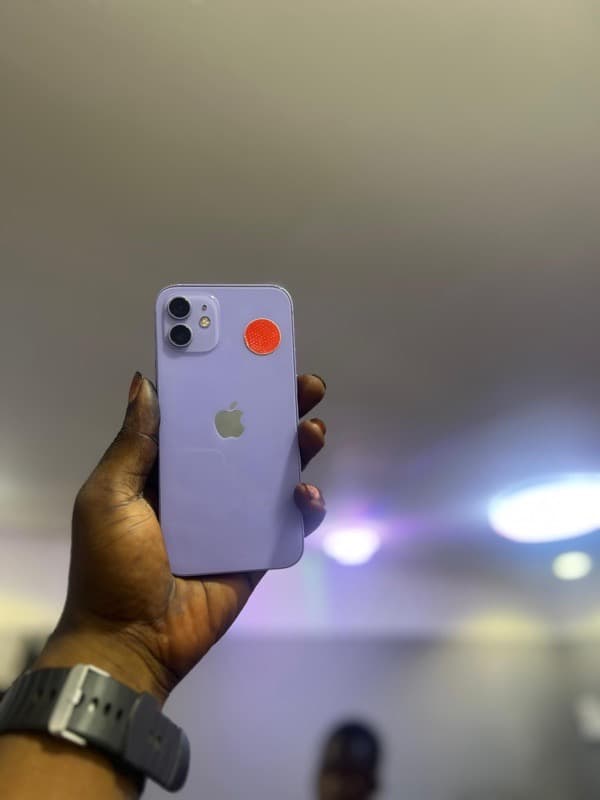 iPhone 12