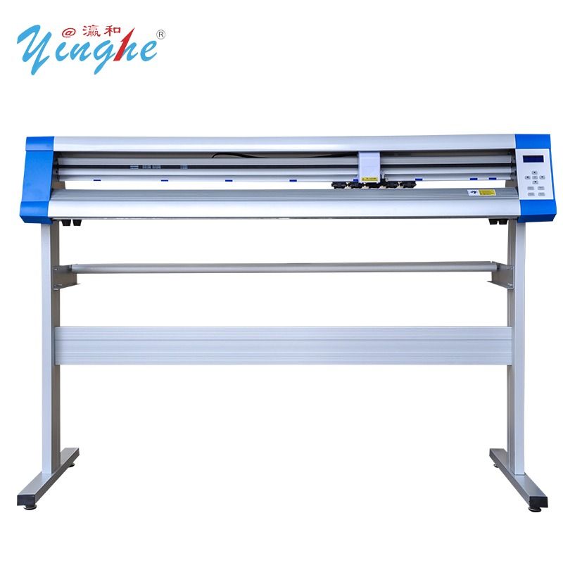 CUTTING PLOTTER