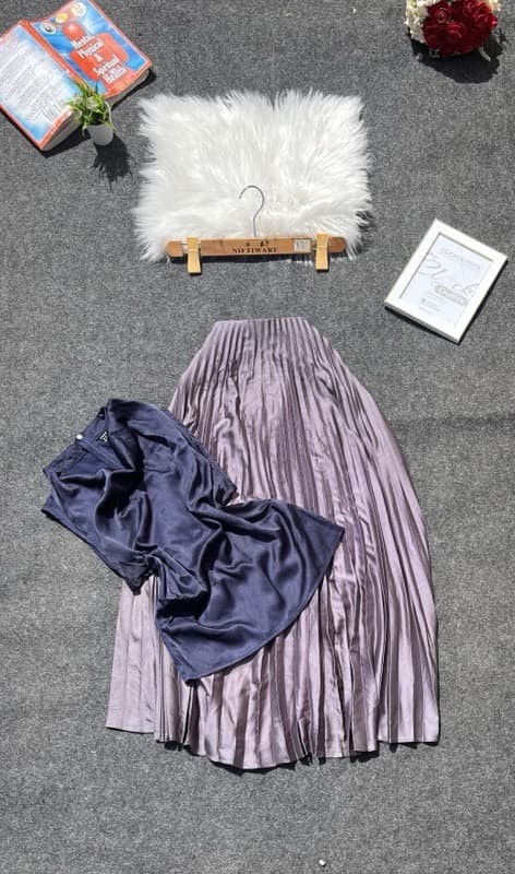 Halter neck top & pleated Skirt