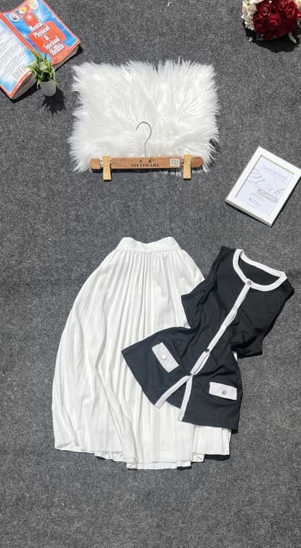 Waist Coat & Pleated Skirt